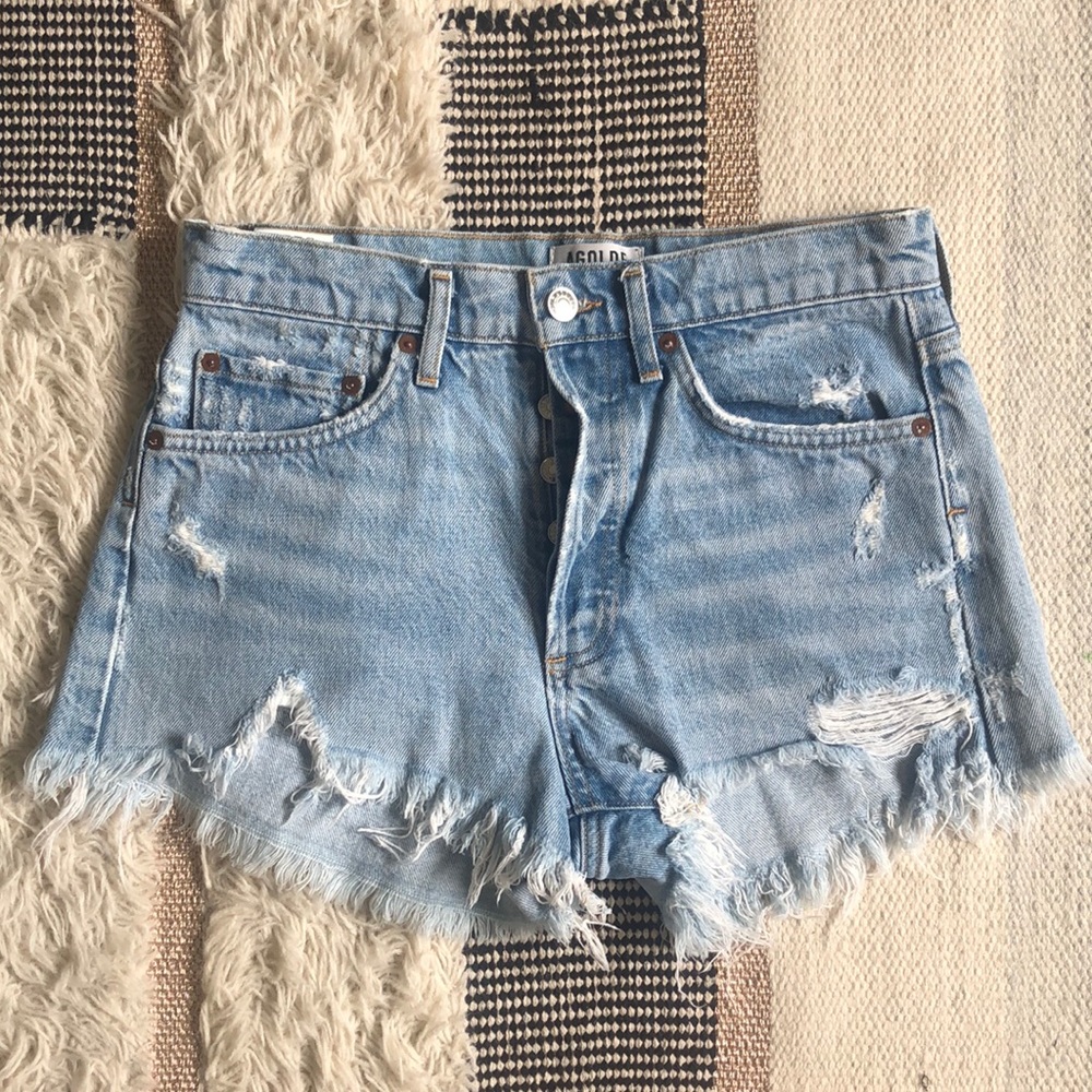 •AGOLDE High Rise Jean Short Size 25•